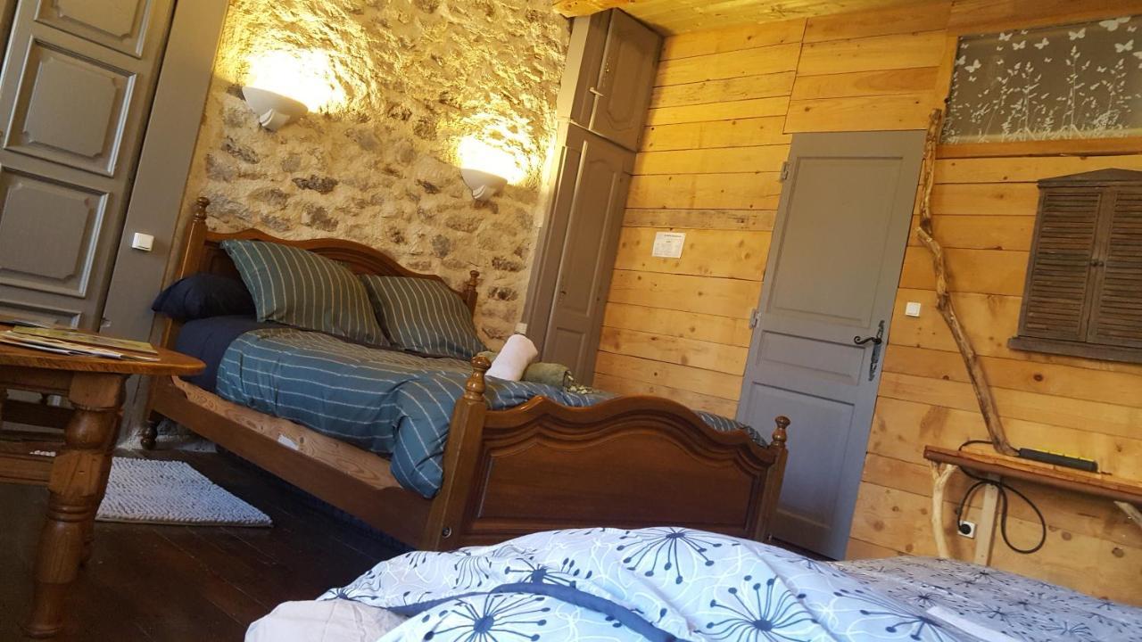 La Verte Salamandre Allanche Buitenkant foto